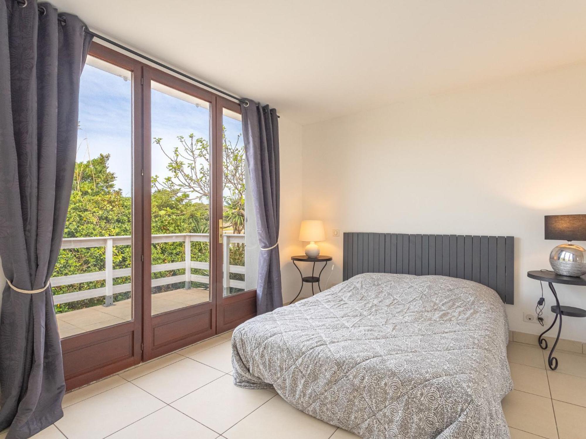 Villa Les Pesquiers By Interhome